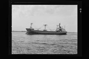 Burg ex Joboy (1974), Frachtschiff, VEB Deutsche Seereederei, Rostock, Bau-Nr. 474/1329