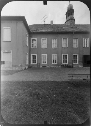 Hohenprießnitz (Zschepplin-Hohenprießnitz). Schloß Hohenprießnitz (1699-1702; H. Korb). Corps de logis von Südwest (Teilansicht)