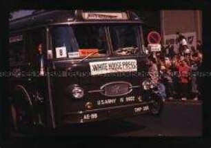 Bus für amerikanische Pressevertreter zum Besuch von John F. Kennedy in Berlin 1963