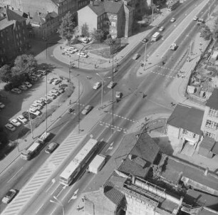Straßenkreuzung Juri-Gagarin-Ring und Lachsgasse in Erfurt : Blickrichtung Norden