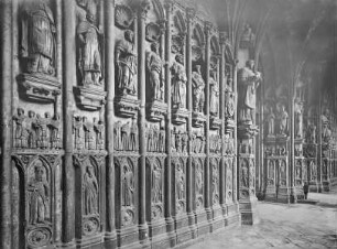Notre-Dame — Vorhalle