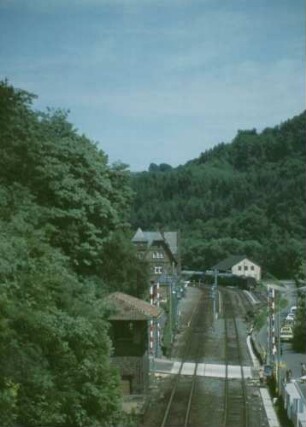 Kyllburg Empfangsgebäude Bahnsteig Ausfahrsignal Stw1