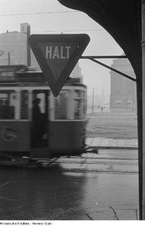 Verkehrszeichen in der Innenstadt