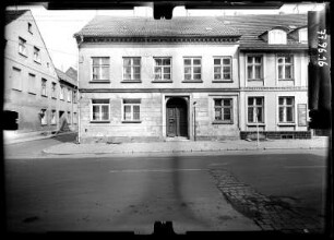 Greifswald, Fischstraße. Wohnhaus. Straßenfront