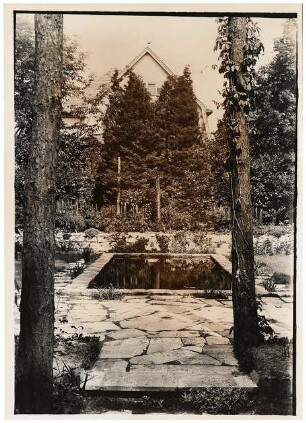 Garten Jacoby: Wasserbecken