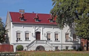 Hofanlage & Wohnhaus & Scheune & Stall; Berlin, Pankow