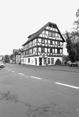 Ehem. Pfarrhaus; Baunatal, Kirchweg 1
