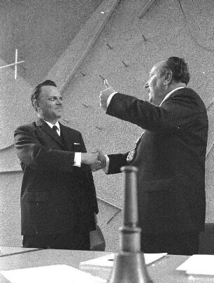 Verpflichtung des neugewählten Bürgermeisters Paul Hugo Jahn.