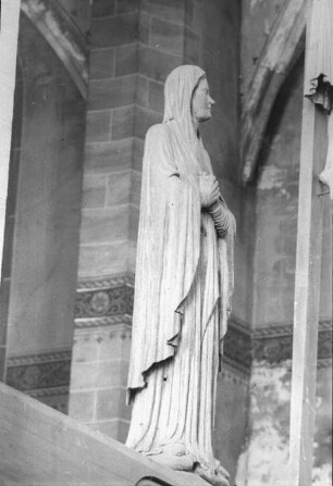 Freiberg (Sachsen), St. Marien, Triumphkreuzgruppe: Maria; seit 1966 im Triumphbogen (vorher Krönung des spätromanischen Lettners)