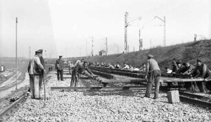 Stuttgart-Nord Gleisbauarbeiten Arbeitskolonne Weicheneinbau