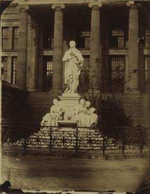 Ohne Titel (Schillerdenkmal vor dem Königlichen Schauspielhaus)