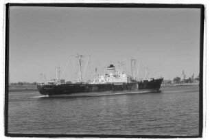 Blankenstein (1956), Frachtschiff (reefer), Bau-Nr. 857