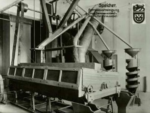 Bienertsche Hofmühle. Speicher, Getreidevorreinigung. Zwei russische Samenausleser (Hafer- und Gersteausleser) : Dresden-Plauen, Altplauen 19/21. Bienertsche Hofmühle. Speicher, Getreidevorreinigung. Zwei russische Samenausleser (Hafer- und Gersteausleser)