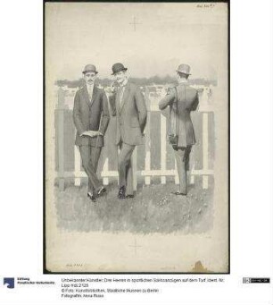 Drei Herren in sportlichen Sakkoanzügen auf dem Turf