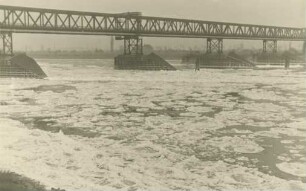 Treibeis 1954 in Worms/Rhein