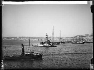 Neapel, Einfahrt in den Hafen