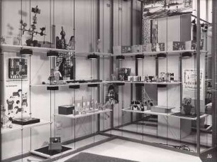 XII. Triennale Mailand, Deutsche Abt., diverse Spielzeuge