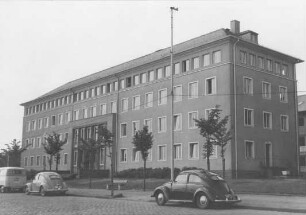 Dienstgebäude der Wasser- und Schifffahrtsdirektion Mainz/Rhein