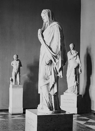 Frauenstatue aus Herkulaneum