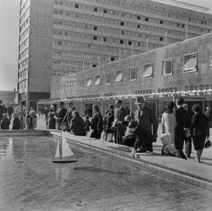 Dresden. Westbebauung der Prager Straße