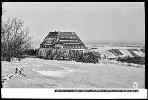 Altenberg im Erzgebirge, Berghof Raupennest mit Schnee, Blick gegen Geising