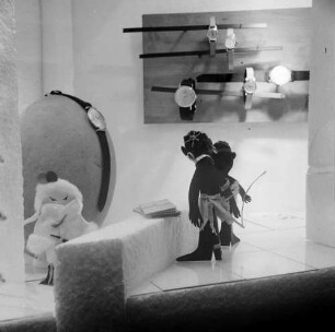 Basel: Uhren, Miniaturen-Museum, Uhr auf Torso