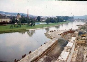 Esslingen, Leitmauer im Oberwasser, flussaufwärts