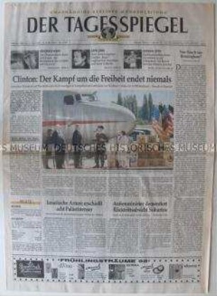 "Der Tagesspiegel", Berliner Tageszeitung mit Leitartikel über die Feierlichkeiten zum 50. Jahrestag der Luftbrücke mit US-Präsident Clinton