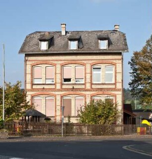 Schule; Reiskirchen, Alsfelder Straße 44