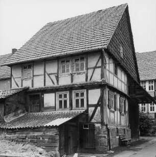 Berkatal, Schulstraße 11, Schulstraße 9