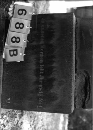 Grabstein 688 [Hahn S. 62 Grab-Nr. 1106/07]: Grabstein 688B [Hahn S. 62 Grab-Nr. 1106/07]
