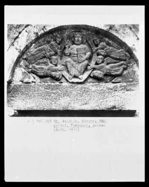 Südportal, Tympanon: Majestas Domini