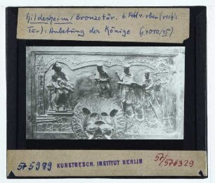 Hildesheim, Dom, Bernwardstür : rechter Flügel, 6. Feld von oben