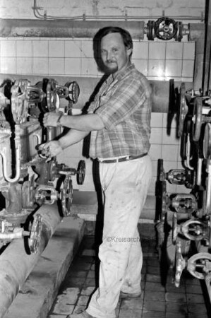 Kalksandsteinwerk Stellau: Vorarbeiter Klaus Peter Wiedfeldt bei der Arbeit
