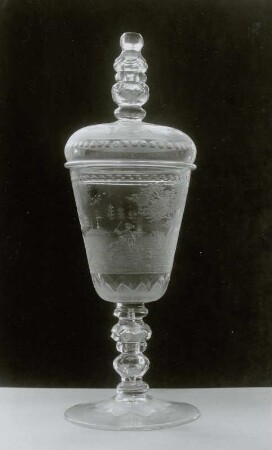 Deckelpokal mit Treibjagdfries
