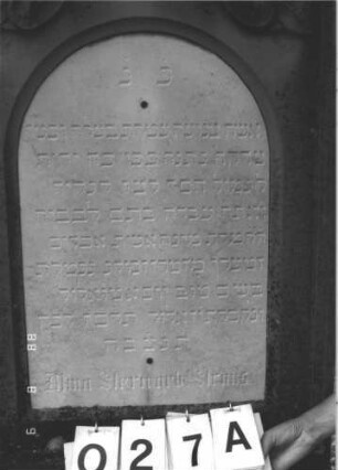 Grabstein 27A