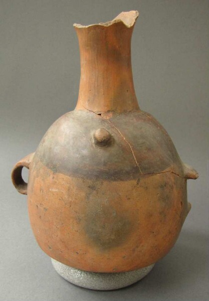 Clay vessel