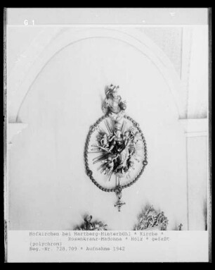 Rosenkranzmadonna und Gottvater von Engeln umgeben