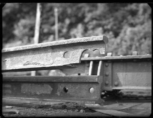 Stuttgart-West, beschädigte Schienen im Kriegsbergtunnel