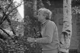 Höfgen. Akt-Pleinair 1979. Günter Rössler beim Fotografieren