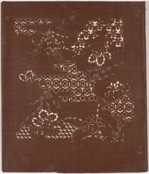 Katagami - Schwertlilien und geometrische Formen mit Schildpattmuster und Blüten