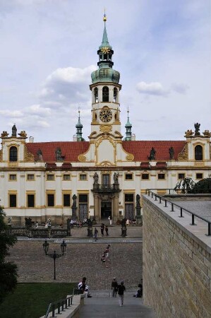 Loreto-Kirche : Die barocke Loreto-Wallfahrtskirche, aufgenommen in Prag am 31. Juli 2009. Foto Uwe Gerig