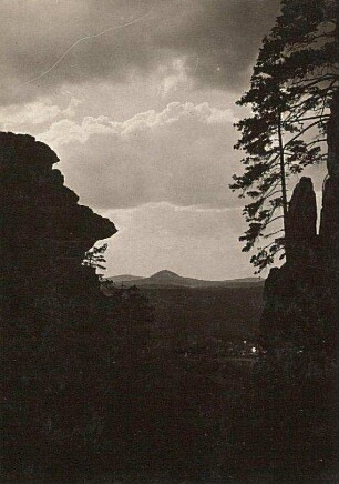 Zittauer Gebirge. Die Lausche. Blick von der Felsengasse