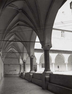 Heilsberg (Lidzbark Warminski), Burg Heilsberg (Zamek biskupi w Lidzbarku Warmińskim), ehemalige Residenz der ermländischen Bischöfe. Oberer Kreuzgang