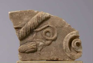 Fragment mit Rankendekor