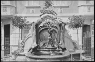 Weißenfels. Zierbrunnen