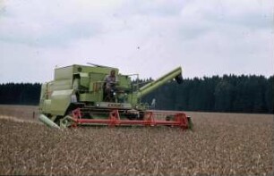 Fotografie: Erntetechnik, Mähdrusch, Mähdrescher selbstfahrend