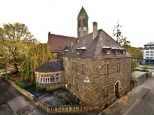 Pfarr- und Gemeindehaus der evangelischen Luthergemeinde