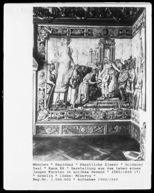 Darstellung aus dem Leben eines jungen Fürsten in antikem Gewand, links: Minerva