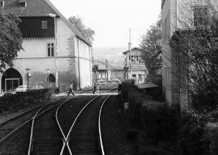 Konstanz: Bahngleise hinter dem Konzilsgebäude